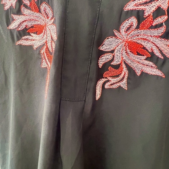 VICI REVERSIBLE EMBROIDERED TOP TASSELS SZ L LIGHTWEIGHT BOHO LAGENLOOK - Picture 3 of 10